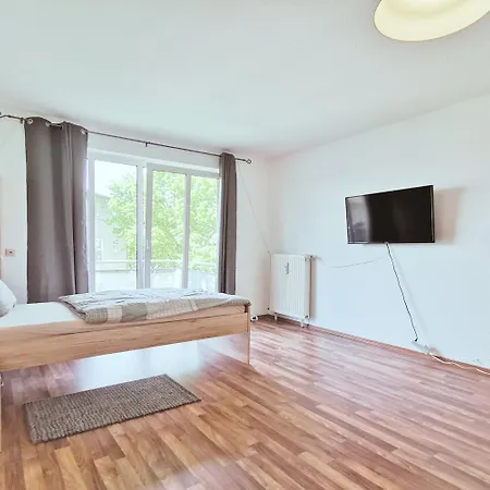 Helle Mit Balkon In Bielefeld