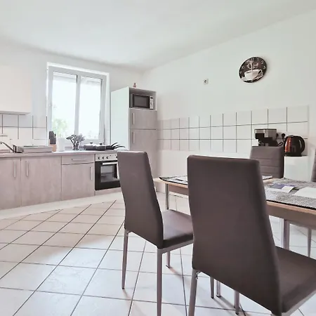 Helle Mit Balkon In Lägenhet Bielefeld